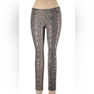 Cherry Mellow Snakeskin Leggings size large